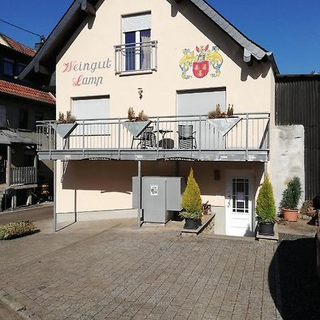 Urlaub Auf Dem Winzerhof Lamp Lägenhet Weiler bei Monzingen Exteriör bild